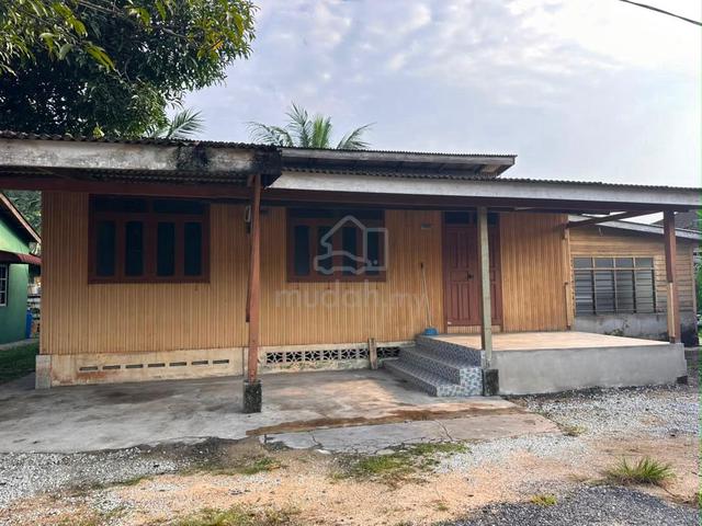 rumah sewa kayu bukit kuang  1