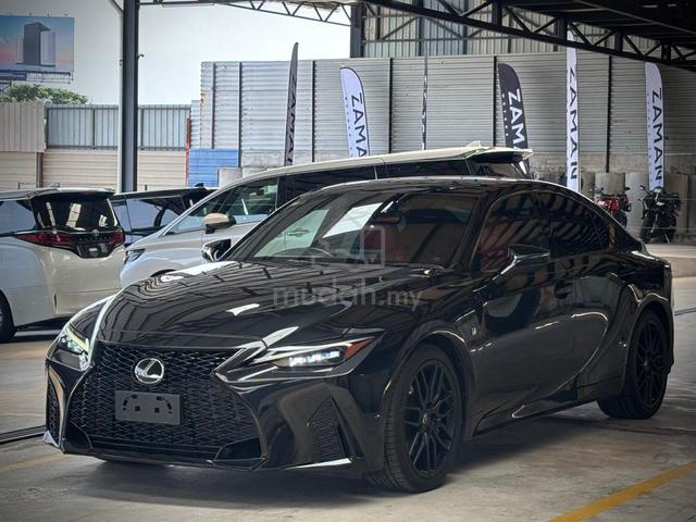 2021 Lexus IS300 2.0 F-Sport ModeBlack | 8 Yrs Wty - 3