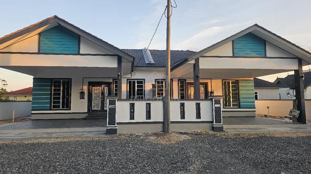 Semi D Area Kg Sura Tengah Untuk Dijual 1