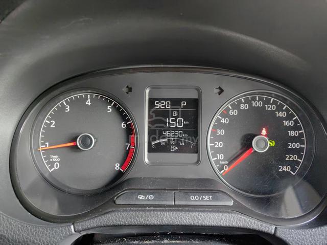 VOLSWAGEN POLO 1.6 SEDAN low miles otr 3y warranty - 2