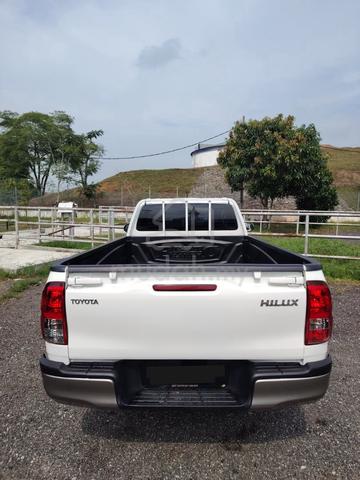 2020 Toyota HILUX 2.4 MT MY17 AN120 FACELIFT (M) - 2