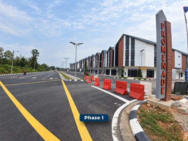 3 Storey Corner Lot Taman Nusa Damai 1