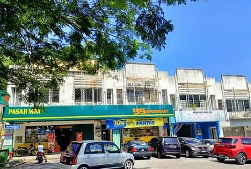 Selayang Taman Amansiara Shop FACING MAIN ROAD for Rent 1