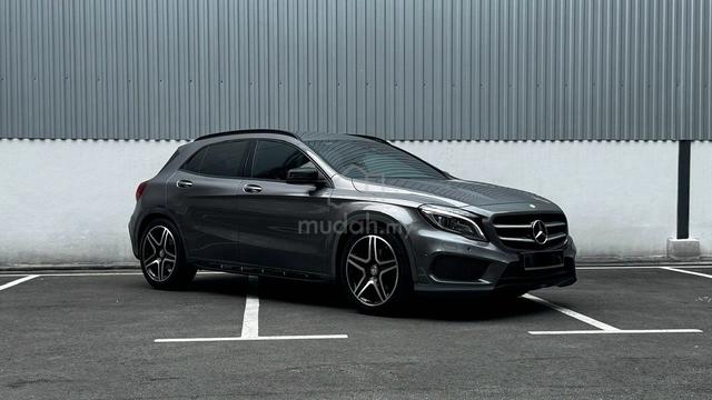 Mercedes Benz GLA250 4MATIC ORI SUPER LOW MILEAGE - 3