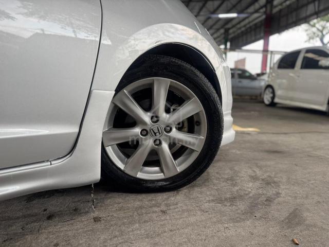 2011 Honda INSIGHT 1.3 (HYBRID) (A) - 4