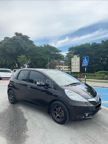2014 Honda JAZZ 1.3 (HYBRID) FACELIFT (A) - 1