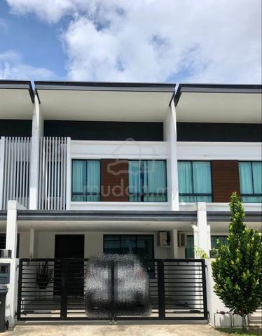 Fully Furnished Park Residence for Rent 1