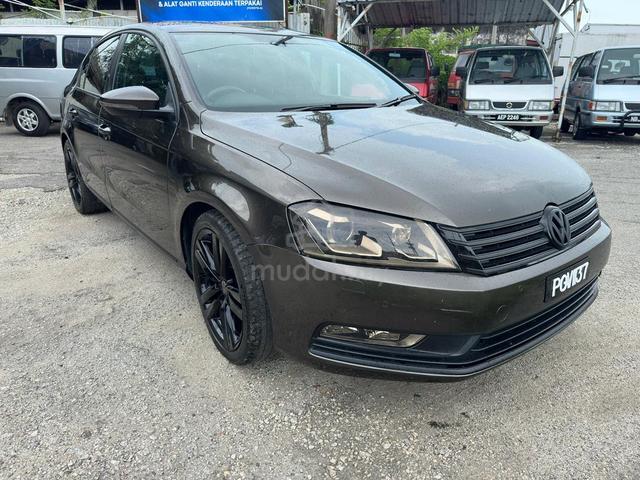 1 owner VOLKSWAGEN Passat 1.8 AUTO - 2