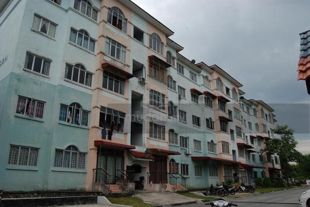 Taman Megah Cheras Apartment (Phase 1B) 1