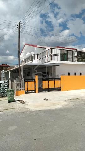Room for rent at Taman Phoenix, Sunny Hill Batu Kawa 1