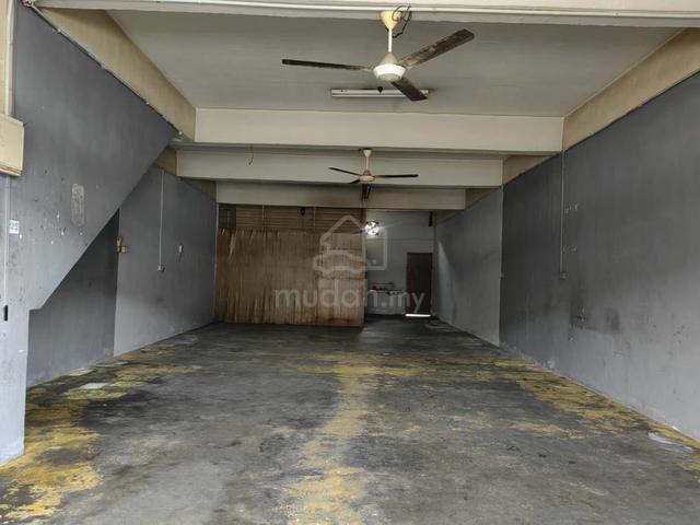 Sri Kulai Baru Double Storey Shoplot Good Condition For Sale 1