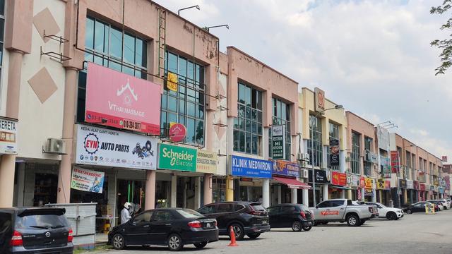 GROUND FLOOR SHOP FACING MAINROAD Bandar Teknologi Kajang Semenyih 1