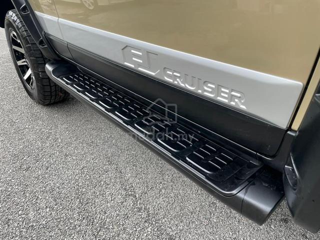 Toyota FJ 4.0 CRUISER - PUSH START / 360 CAMERA - 2
