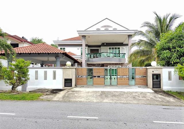 Double storey BUNGALOW, Rasah Kemayan, Seremban, N9. 1