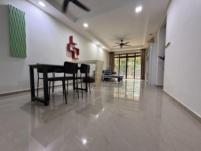 Larkin Residence (Phase One) 1