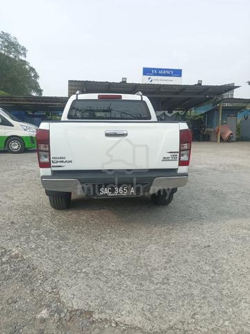 2015 Isuzu D-MAX 3.0 V-CROSS 4X4 TFS85JDR-TLPH (A) - 4