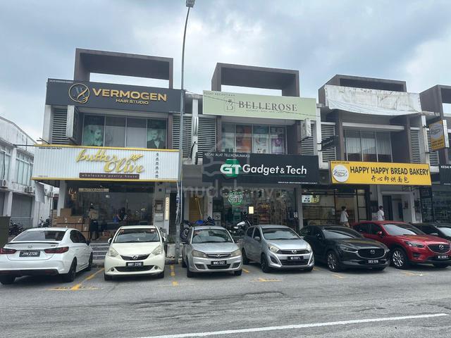 2 Ground floor Shop Lots for Rent Jalan Temenggung Mahkota Cheras 1