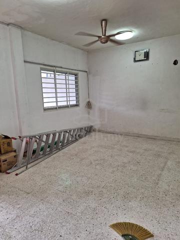 2 Stories Terrace At Taman Cahaya - 1800sf - Basic Renovated 1