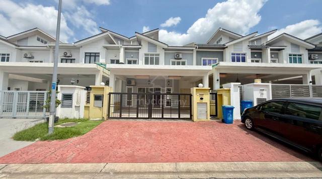 Double Storey D'Kayangan Seksyen 13 Shah Alam 1