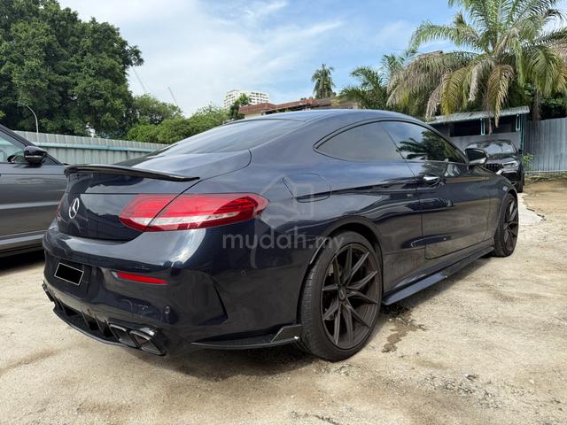2017 Mercedes Benz C200 COUPE AMG PACKAGE - 4