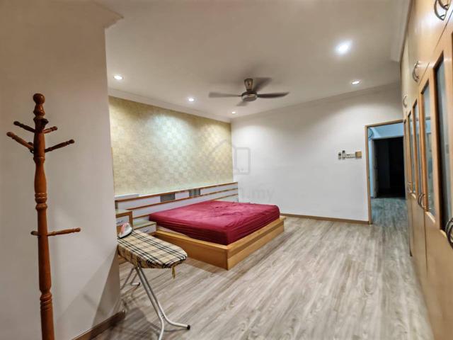 Permas Jaya, 2-Storey Terrace with fully furniture 1