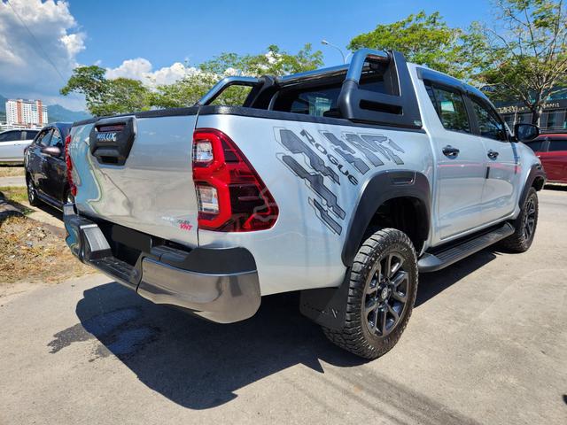 2023 Toyota HILUX 2.8 ROGUE  FACELIFT BUMPER STEEL - 4