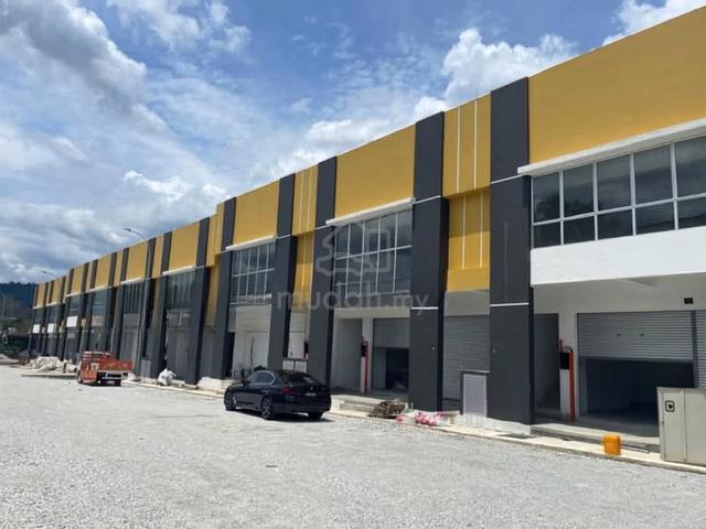 Brand New 2 Storey Superlink Terrace Factory for rent 1