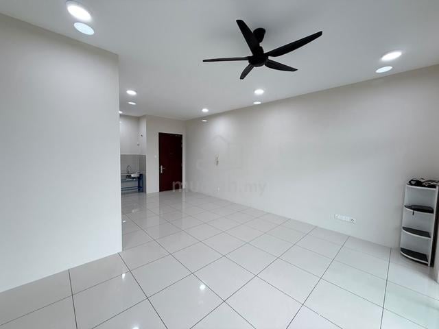 8scape Residensi 1