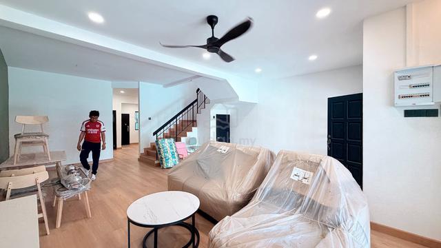 2 Sty Terrace@ Taman Pelangi Semenyih, Semenyih, Freehold, Super Cheap 1