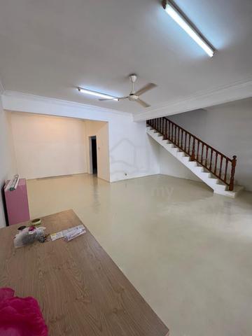 2-Storey House@ Permas Jaya (Jalan Permas 15) For Rent / Disewa  1
