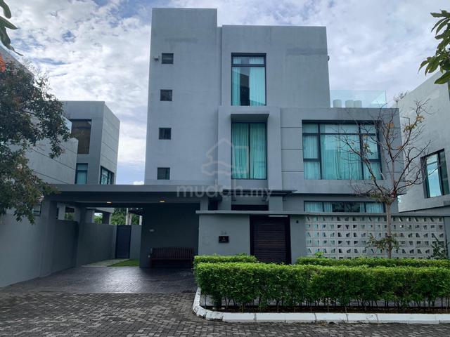 3-Storey Premium Villa with Private Pool 1