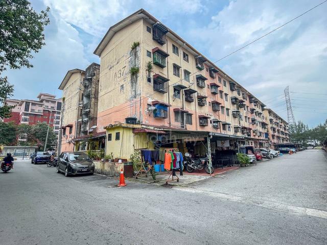 Flat Puchong Permai 1