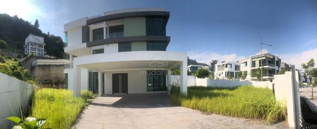 3-Storey New Bungalow For Sale - Teluk Kumbar Penang 1