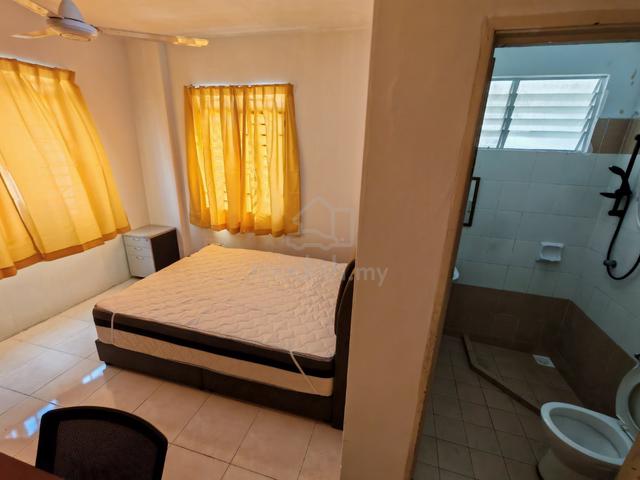 Master room Bayan lepas 1