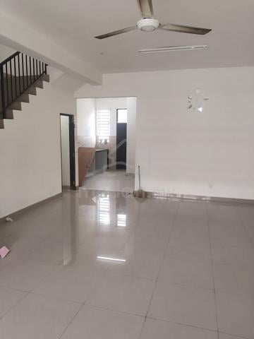 ParitBuntar 2StoreyTerrace Rent Original Condition USM KrianPutra 1