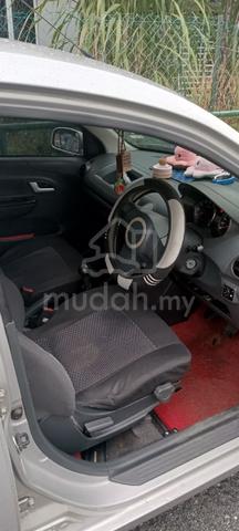 2010 Proton SAGA 1.3 BASE LINE (M) - 5