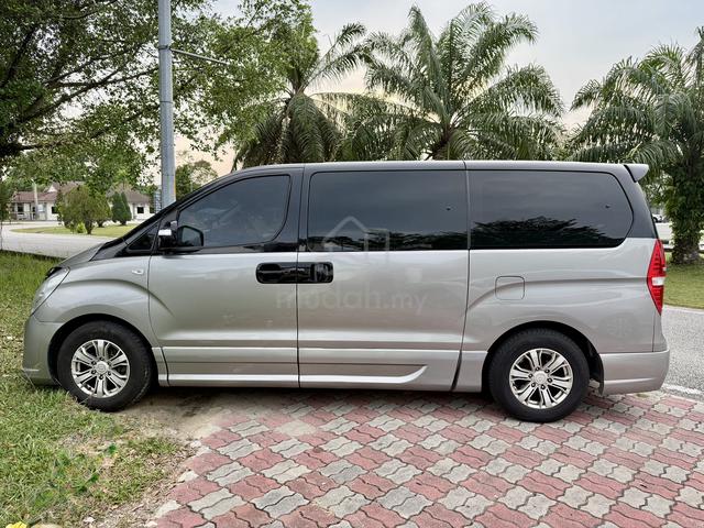 2014 Hyundai GRAND STAREX 2.5 ROYALE FACELIFT (A) - 5