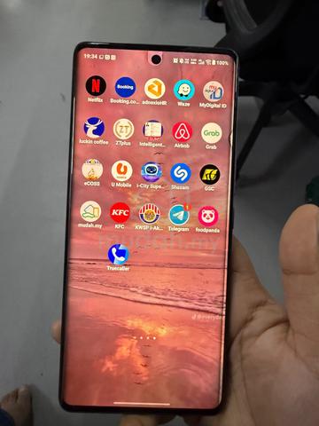 Vivo V40 256 GB - photo 3 of 6