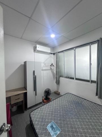 Kuching Pine Square Single Room | Aircon | Utilities Included 1