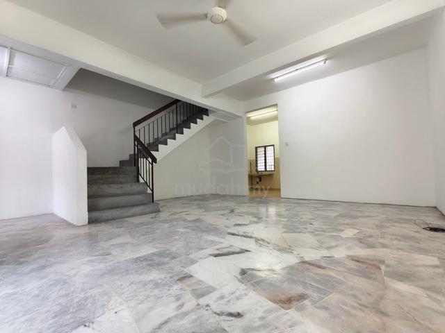 Bandar Mahkota Cheras BMC 2Storey House For Rent 20x65 4 Rooms 双层排屋 四房 1
