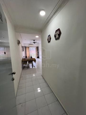 Sri Kenari Apartment 1
