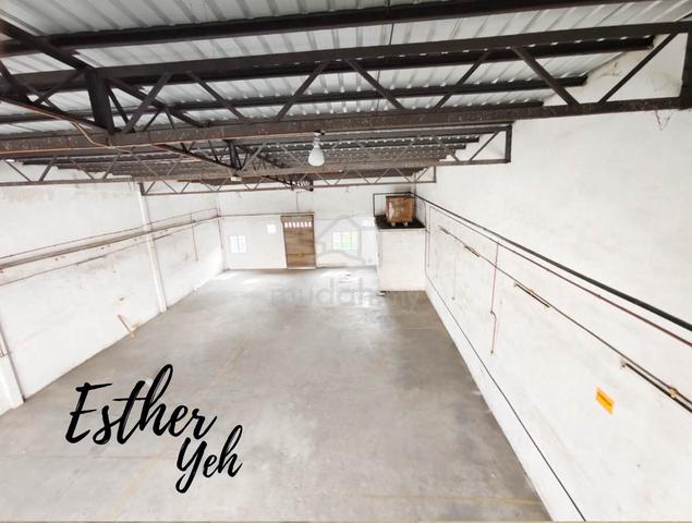 1.5-Storey Semi Detached Light Industrial Factory for Rent 1