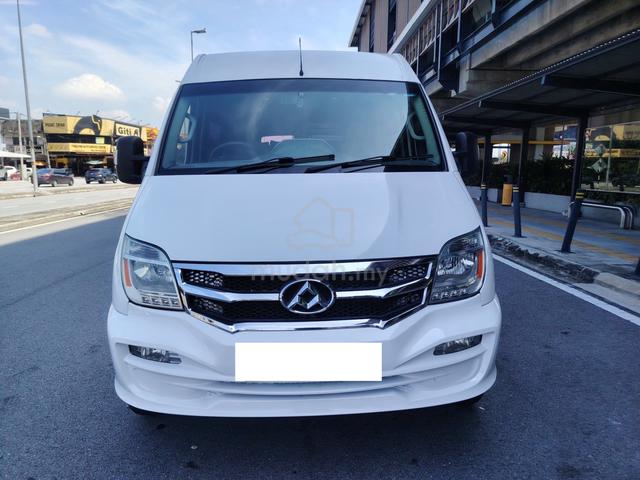 2019 Maxus V80 2.5 (M) 15 Seat Window Van - 2