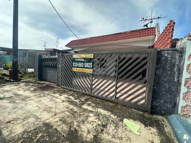 Taman Universiti (Skudai) Single Storey For Sale 1