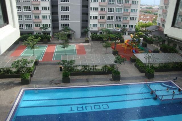 Bilik muslimah fully furnished internet condo gombak 1