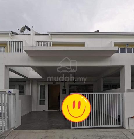 For Rent Double Storey Terraced House Tiara Sendayan Good Condition 1