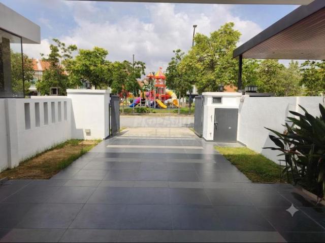 FACING OPEN | FREEHOLD Double Storey Terrace FLEITA Alam Impian 1