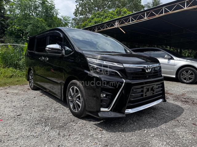 2021 Toyota VOXY 2.0 ZS KIRAMEKI 3 8-SEAT - 2