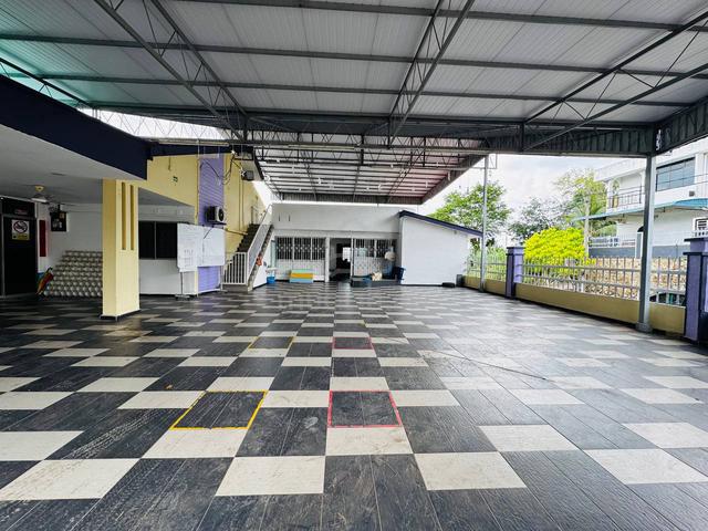 FOR SALE - Corner Single Storey House @ Taman Ria, Kluang. 1