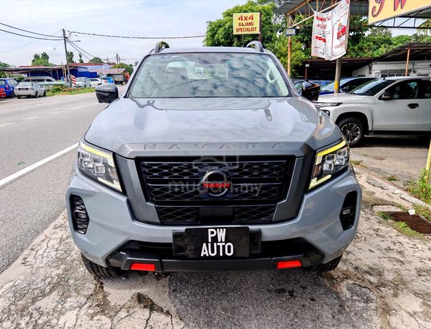Nissan NAVARA PRO-4X 2.5L(A) CRDi 7SPD 4X4 pickups - 3